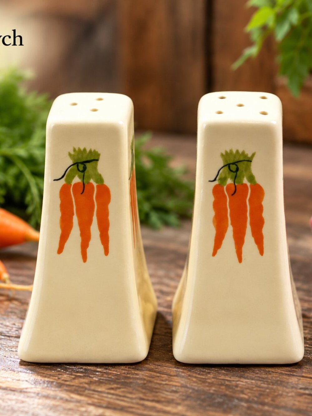 SP-05--Vintage 1950s Carrot Porcelain Salt & Pepper Shakers – Retro Kitchen Deco